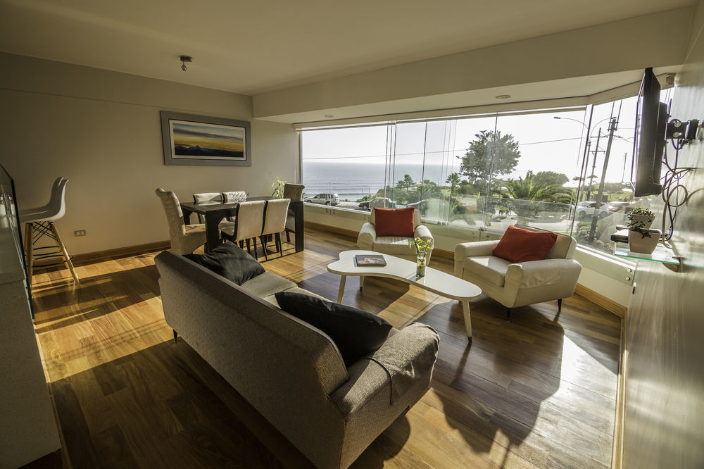 Stylish Ocean View Private Apartment Lima Luaran gambar