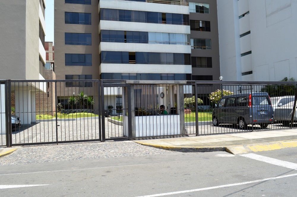 Stylish Ocean View Private Apartment Lima Luaran gambar