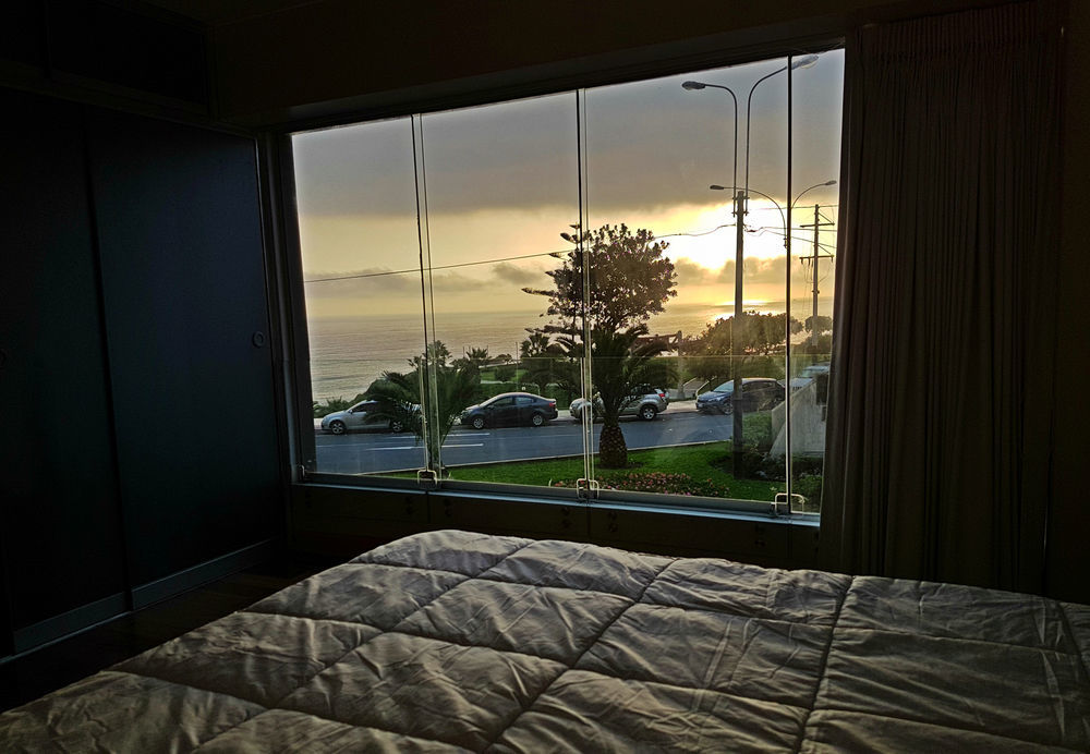 Stylish Ocean View Private Apartment Lima Luaran gambar